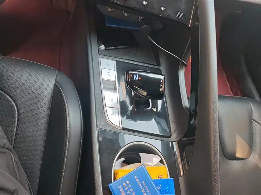 Elantra 2022 1.5L CVT LUX Premium Edition купить на сайте DeffCars