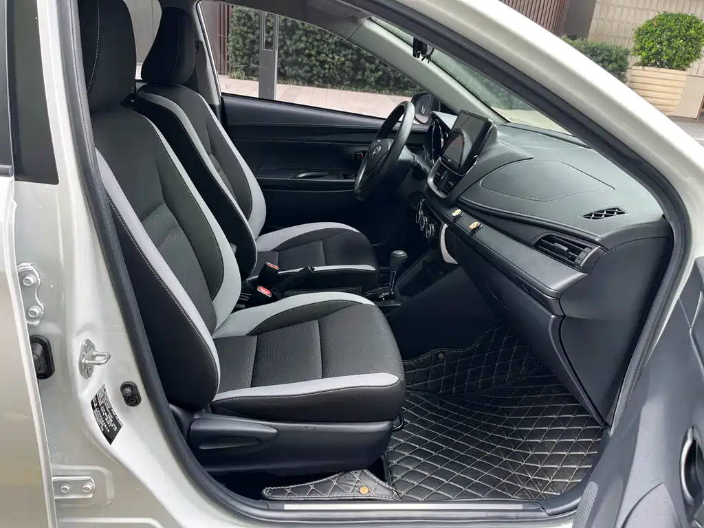 YARiS L Zhixuan 2020 Zhixuan X 1.5L CVT leading version купить на сайте DeffCars