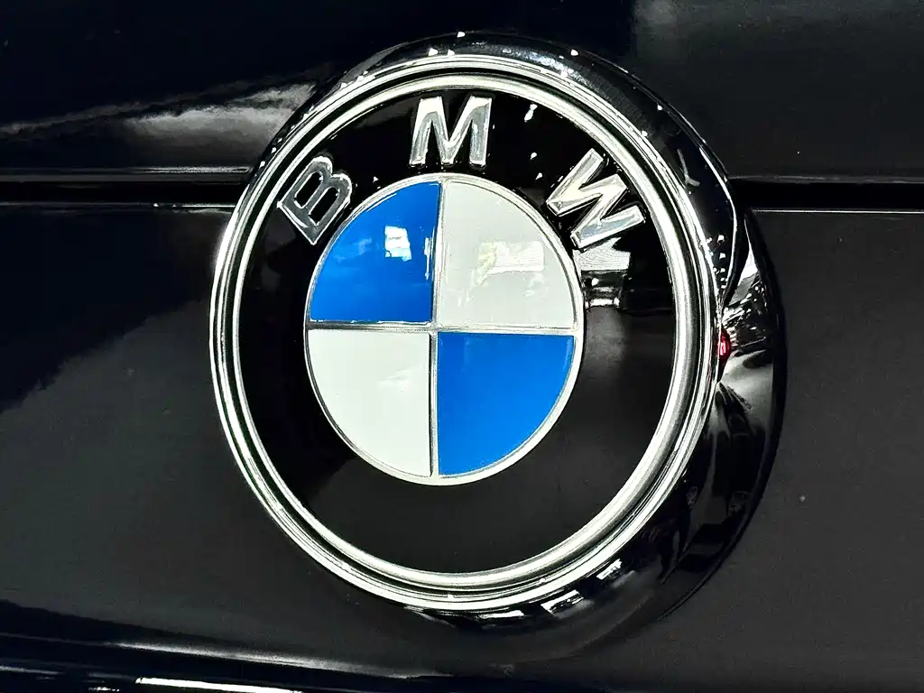 BMW X6 2023 xDrive40i M Sports Package купить на сайте DeffCars