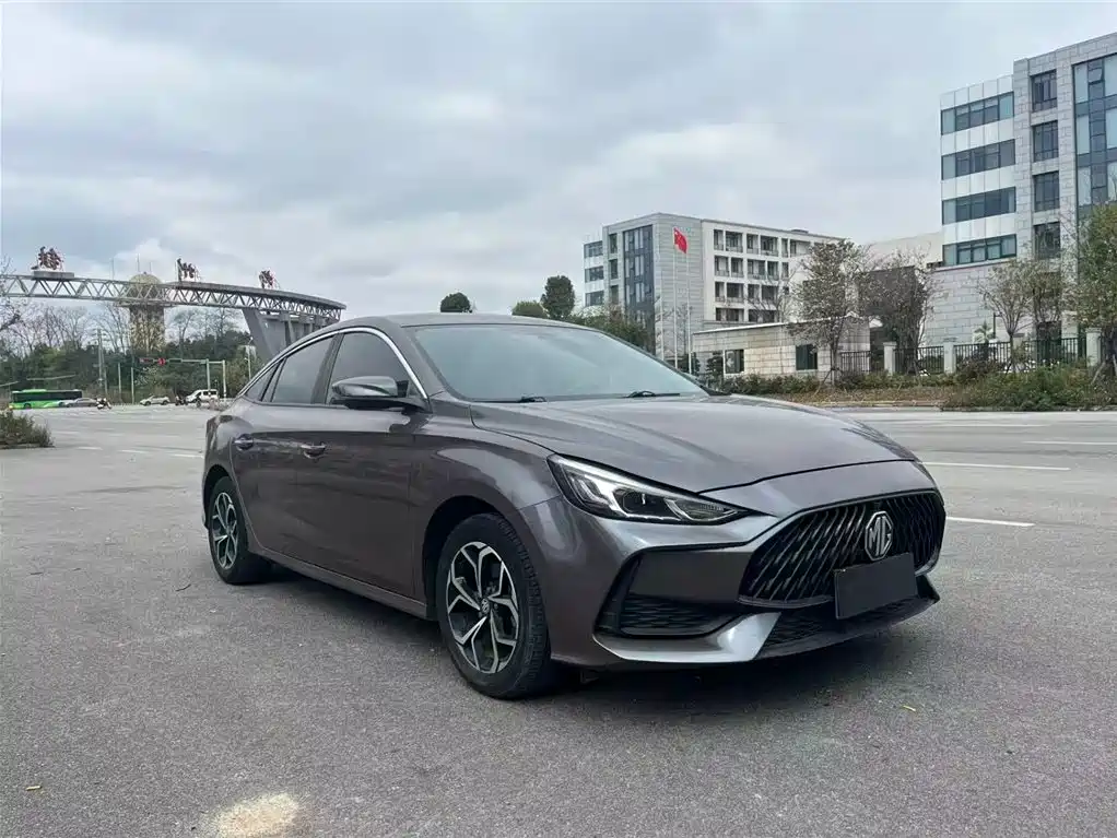 MG5 2022 180DVVT CVT Youth Deluxe Edition купить на сайте DeffCars