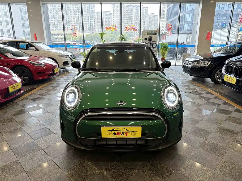 MINI 2022 1.5T COOPER Classic купить на сайте DeffCars