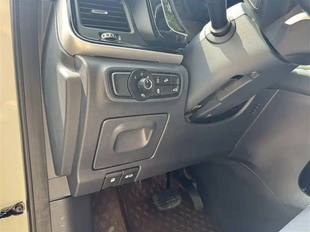 Trumpchi M8 2021 Lingxiu Series 390T Premium Edition купить на сайте DeffCars