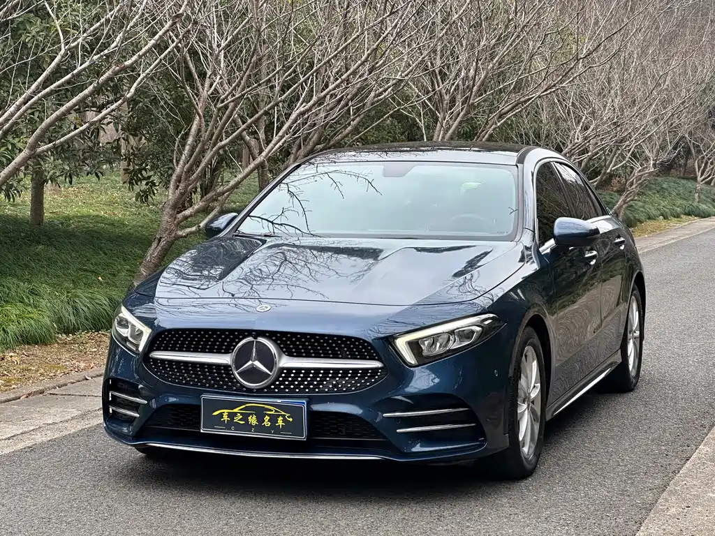 Mercedes-Benz A-Class 2019 A 200 L Sports Sedan купить на сайте DeffCars