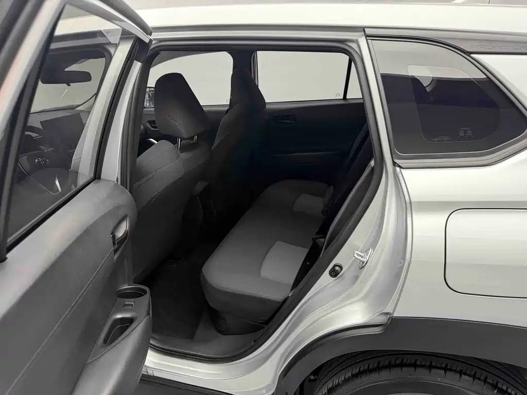 Fenglanda 2024 2.0L Intelligent Electric Hybrid Dual Engine Leading Edition купить на сайте DeffCars