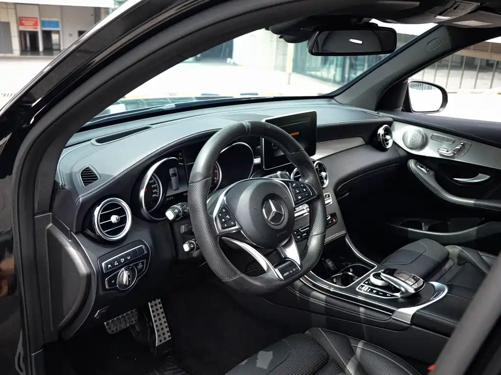 Mercedes-Benz GLC AMG 2018 AMG GLC 63 4MATIC+ купить на сайте DeffCars
