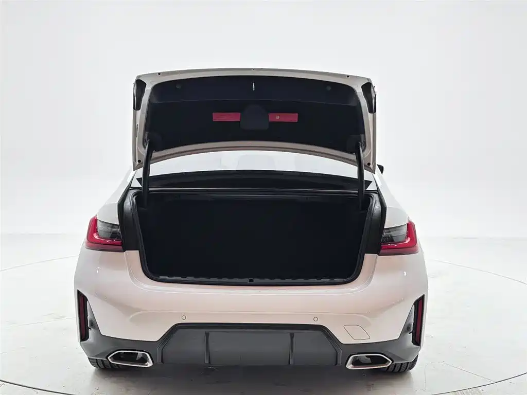 BMW 3 Series 2023 320Li M Sports Package купить на сайте DeffCars