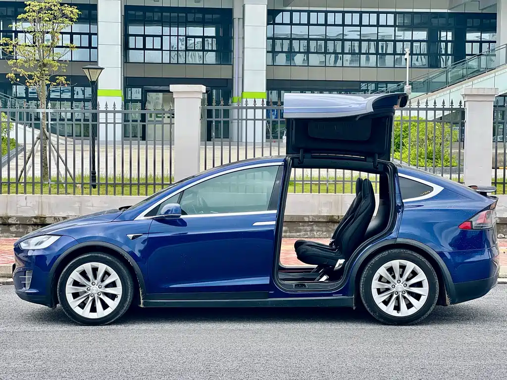 Model X 2017 Model X 100D Long Range Edition купить на сайте DeffCars