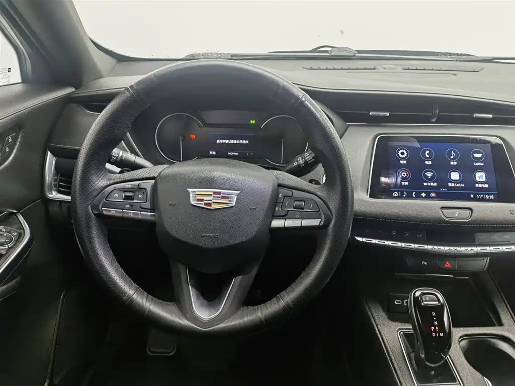 Cadillac XT4 2021 28T two-wheel drive technology купить на сайте DeffCars