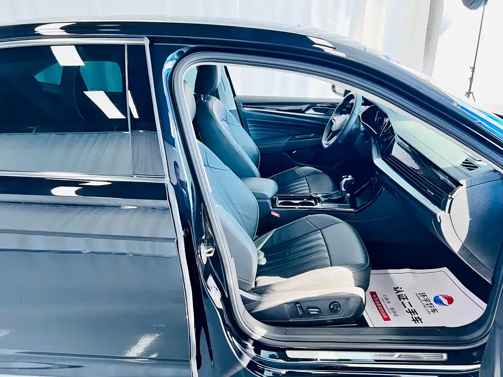 Passat 2023 facelift 330TSI Elite Edition купить на сайте DeffCars