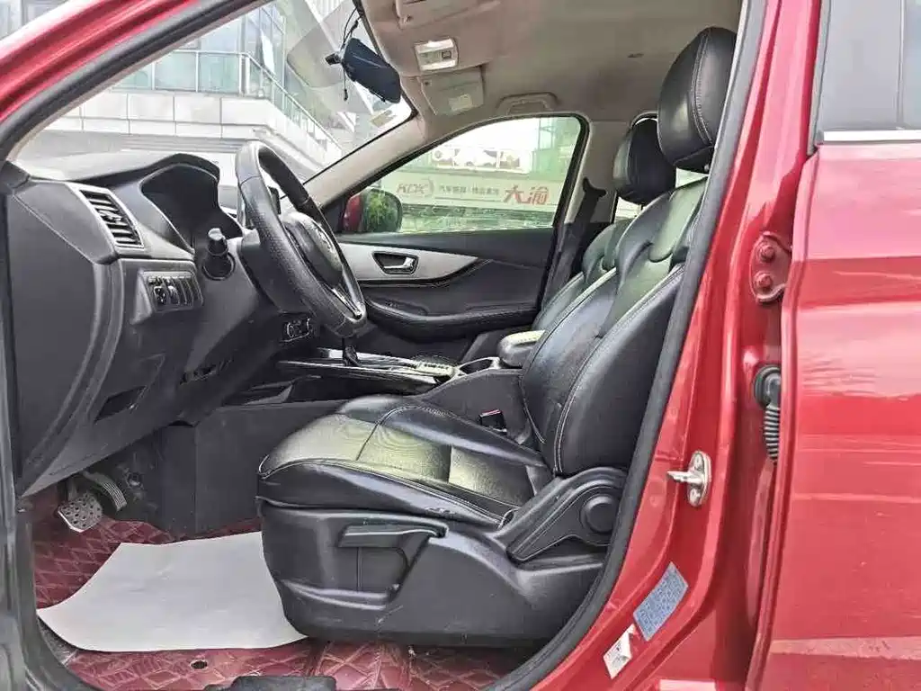 Fengguang S560 2018 1.8L CVT elite 7 seats купить на сайте DeffCars