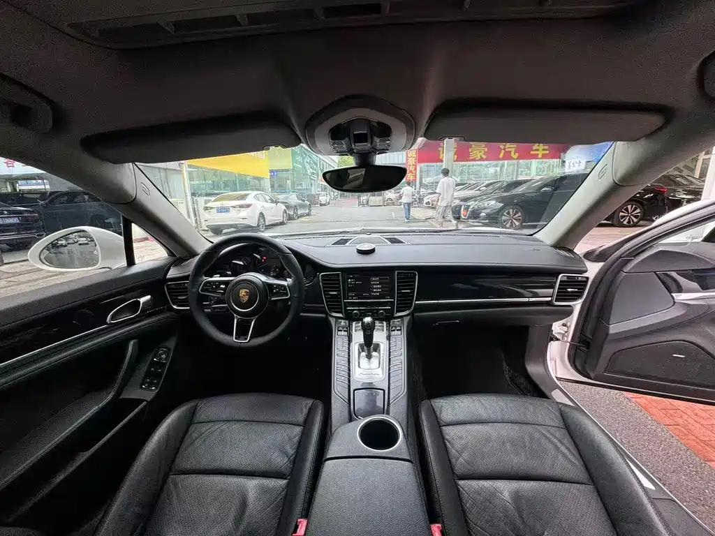 Panamera 2013 Panamera 4 Platinum Edition 3.6L купить на сайте DeffCars