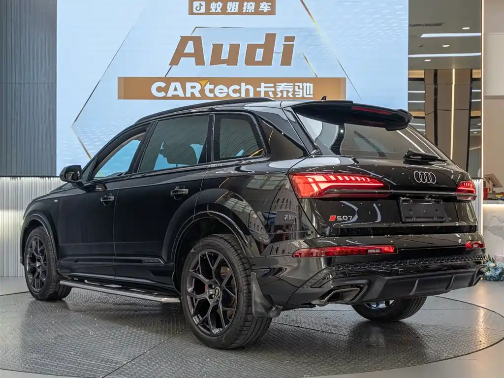Audi Q7 2025 45 TFSI quattro S line Black Warrior купить на сайте DeffCars