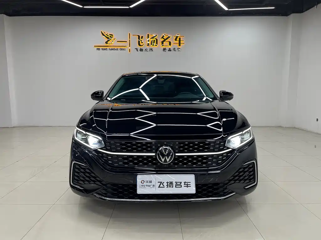 Passat 2023 330TSI Starry Sky Deluxe Edition купить на сайте DeffCars