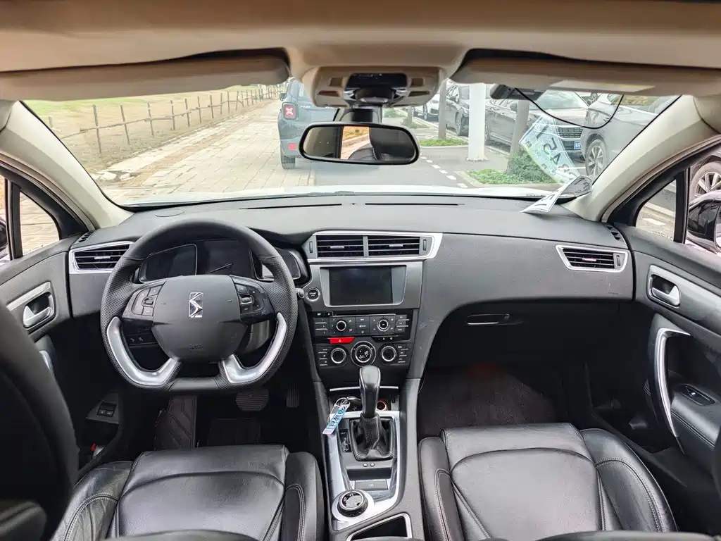 DS 6 2016 1.6T Deluxe Edition THP160 купить на сайте DeffCars