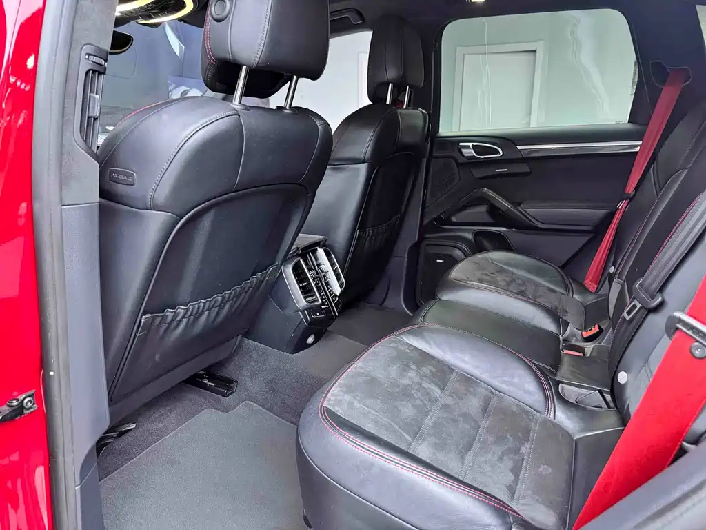 Cayenne 2015 Cayenne GTS 3.6T купить на сайте DeffCars