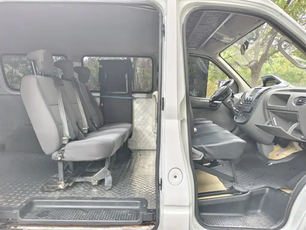 Xintu V80 2017 2.5T 5-speed manual Aoyuntong Guo IV short-axle mid-top 5/6/10 seats купить на сайте DeffCars