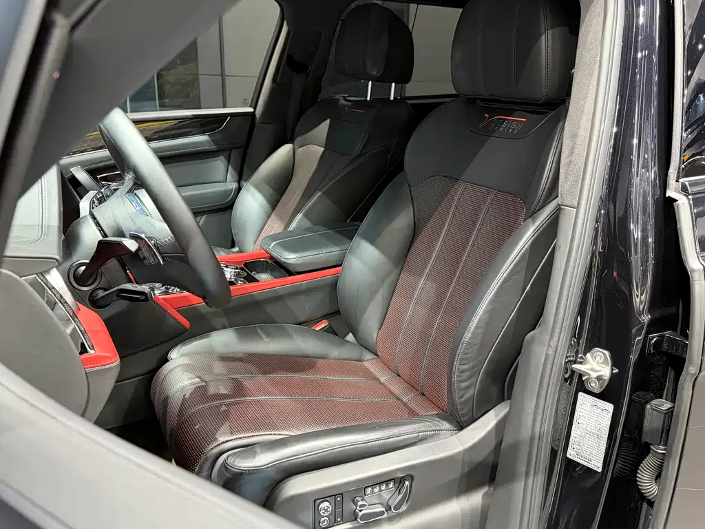 Bentayga 2018 4.0T V8 купить на сайте DeffCars