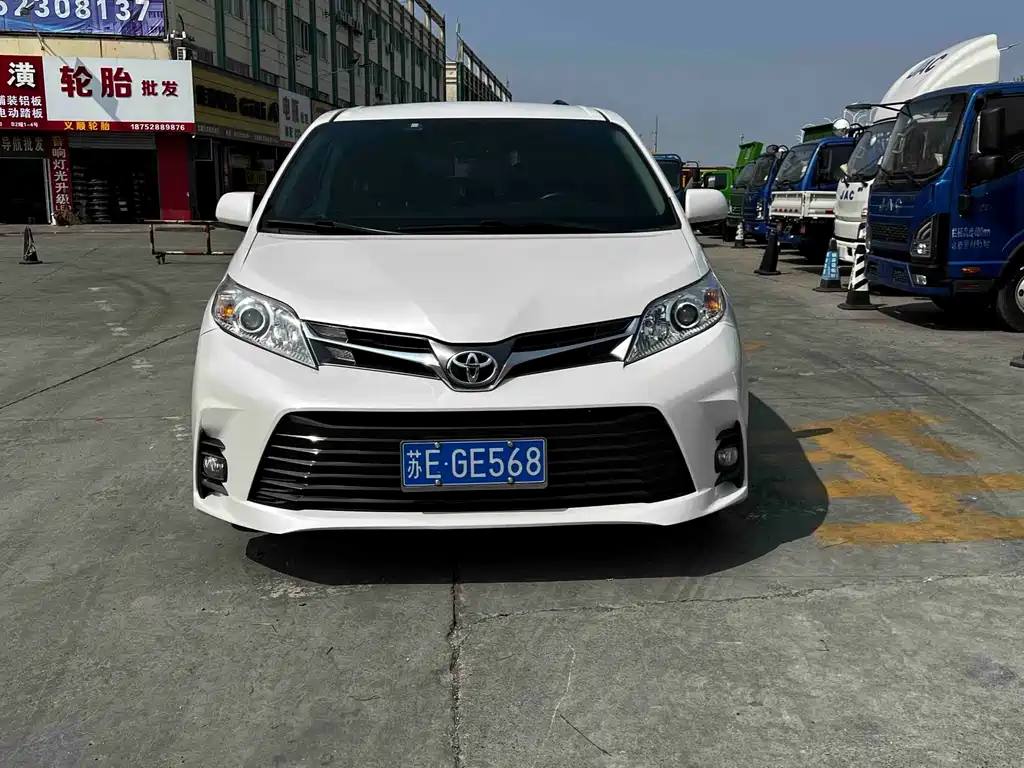 SIENNA 2015 3.5L 2WD L купить на сайте DeffCars