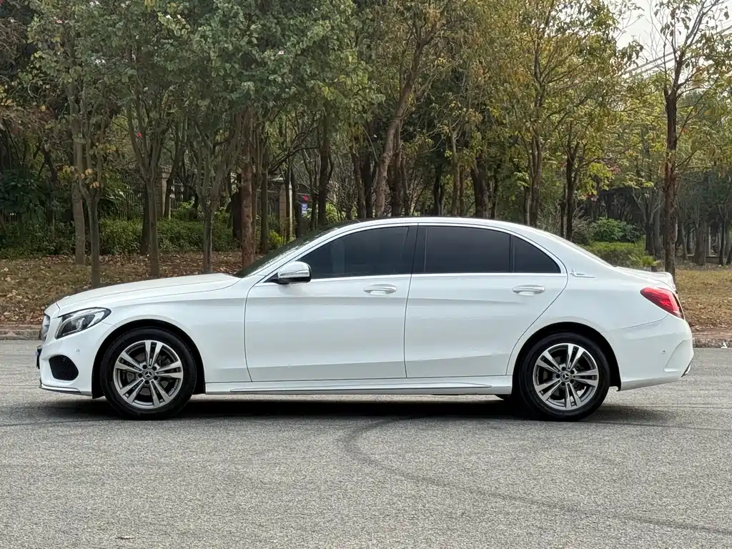 Mercedes-Benz C-Class 2018 C 200 L Sports Edition купить на сайте DeffCars