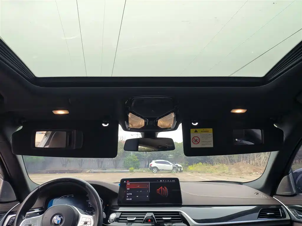 BMW 5 Series 2022 facelift 2 525Li M sports package купить на сайте DeffCars
