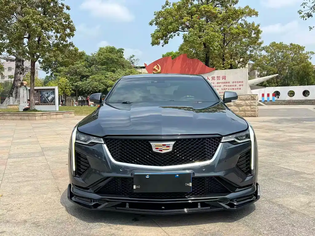 Cadillac CT4 2021 28T Premium Model купить на сайте DeffCars
