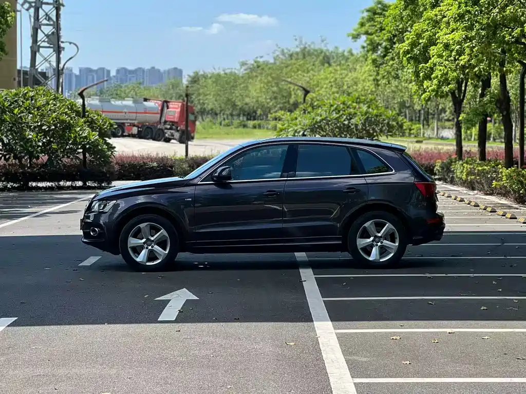 Audi Q5 imported 2010 3.2FSI sports version купить на сайте DeffCars