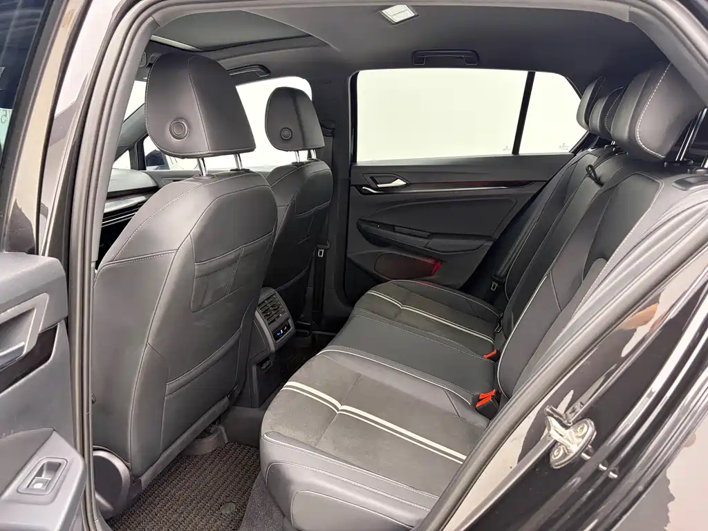 Golf 2021 280TSI DSG R-Line купить на сайте DeffCars