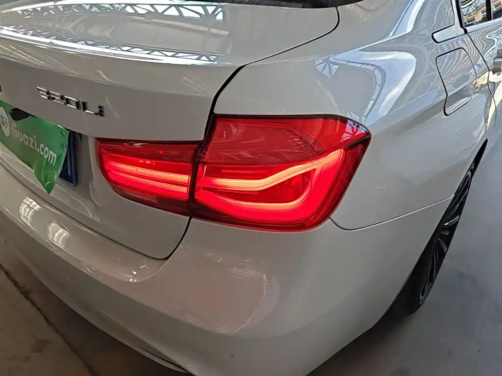 BMW 3 Series 2018 320Li Fashion Model купить на сайте DeffCars