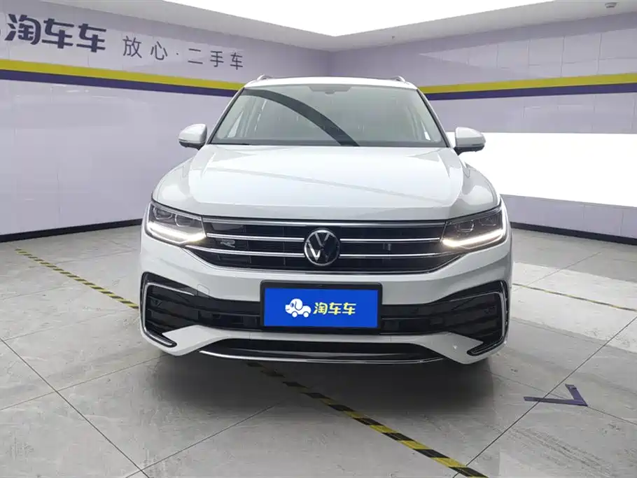 Tiguan L 2024 330TSI automatic two-wheel drive R-Line version купить на сайте DeffCars