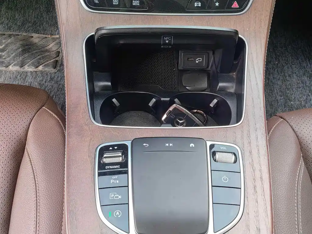 Mercedes-Benz E-Class 2023 E 300 L Fashion купить на сайте DeffCars