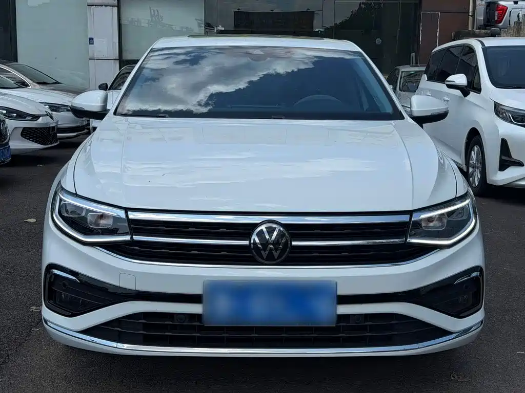 Bora 2023 300TSI DSG Premium Edition купить на сайте DeffCars