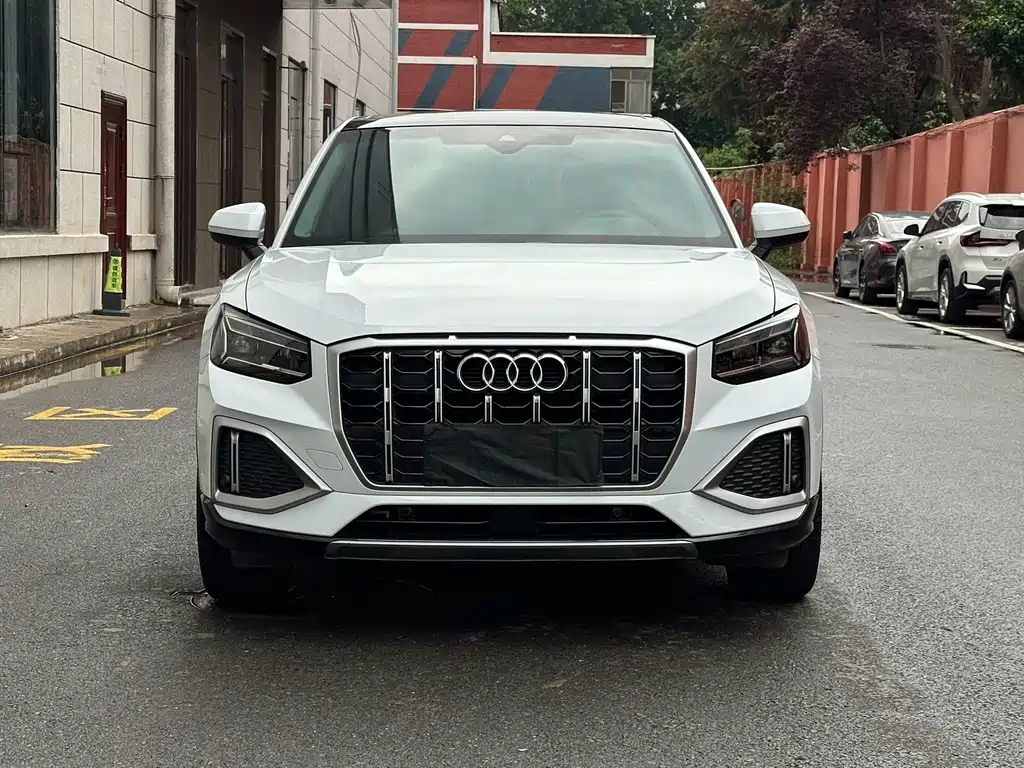 Audi Q2L 2022 35 TFSI Enterprising and Elegant Model купить на сайте DeffCars