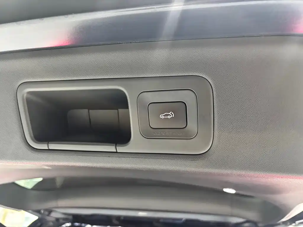 Trumpchi E9 2023 E9 Grandmaster купить на сайте DeffCars