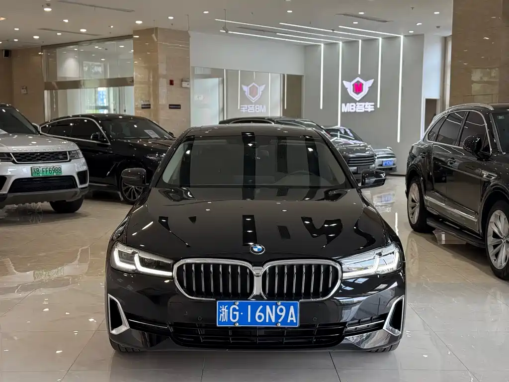 BMW 5 Series 2023 530Li Leading Luxury Package купить на сайте DeffCars