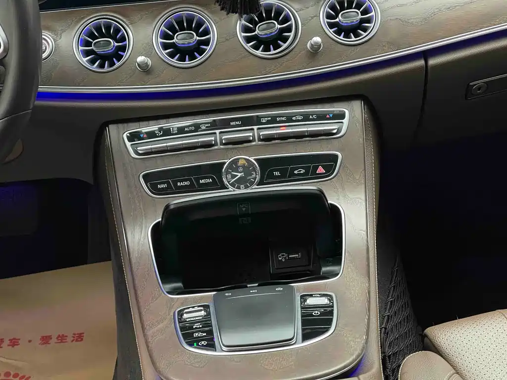 Mercedes-Benz E-Class 2019 E 200 L купить на сайте DeffCars