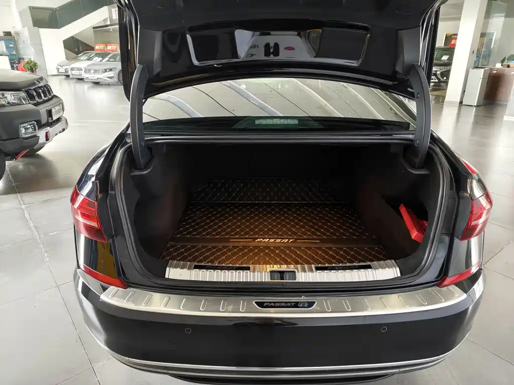 Passat 2019 330TSI Elite Edition National VI купить на сайте DeffCars