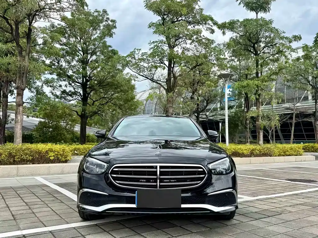 Mercedes-Benz E-Class 2023 E 300 L Fashion купить на сайте DeffCars