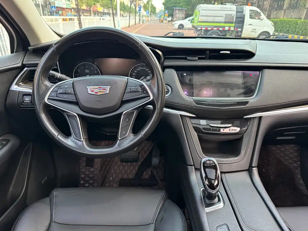 Cadillac XT5 2018 28T four-wheel drive luxury model купить на сайте DeffCars