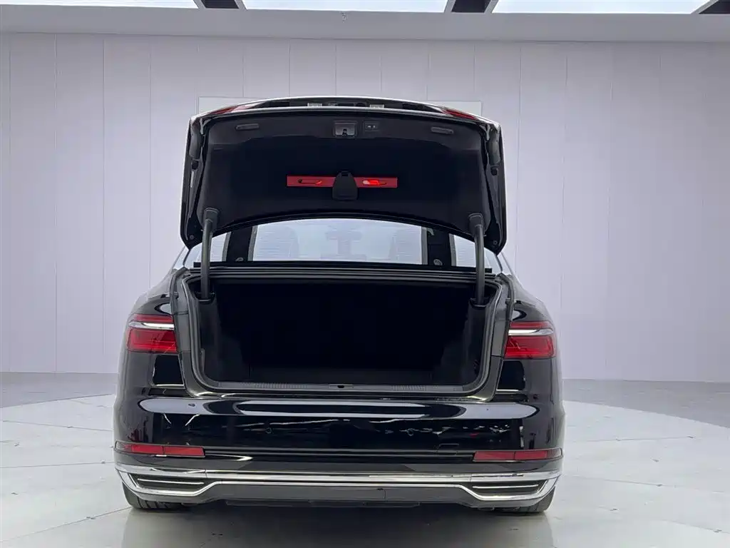 Audi A8 2019 facelift Plus A8L 50 TFSI quattro comfort type купить на сайте DeffCars