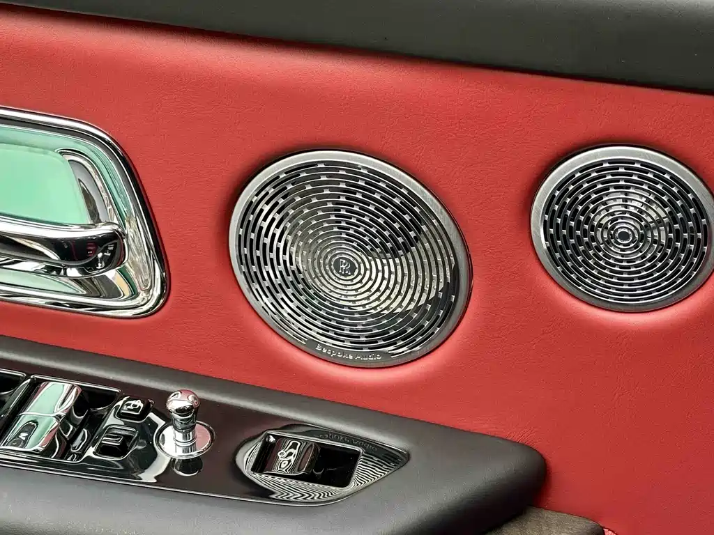 Cullinan 2018 four-seat version купить на сайте DeffCars