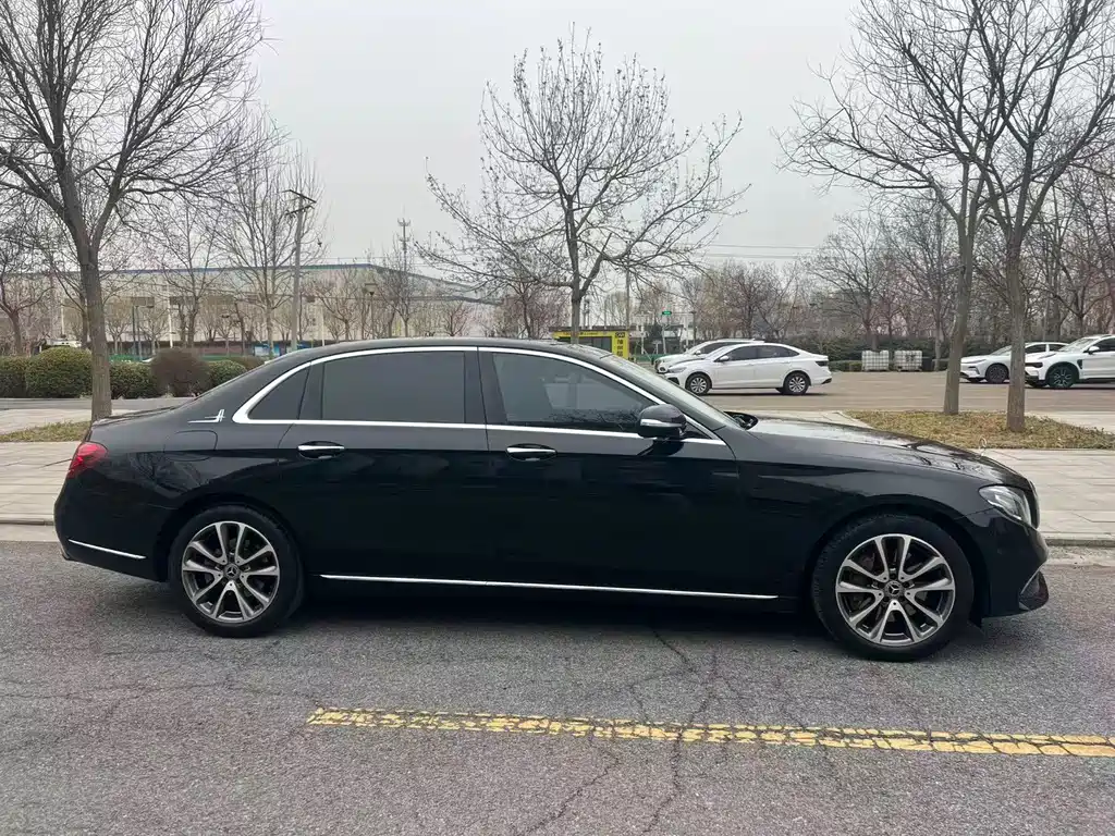 Mercedes-Benz E-Class 2017 E 300 L Luxury Model купить на сайте DeffCars