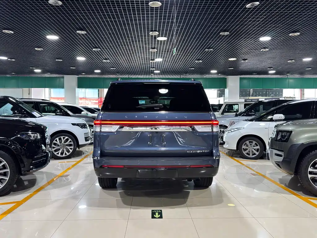Navigator 2022 3.5T Honor Edition купить на сайте DeffCars