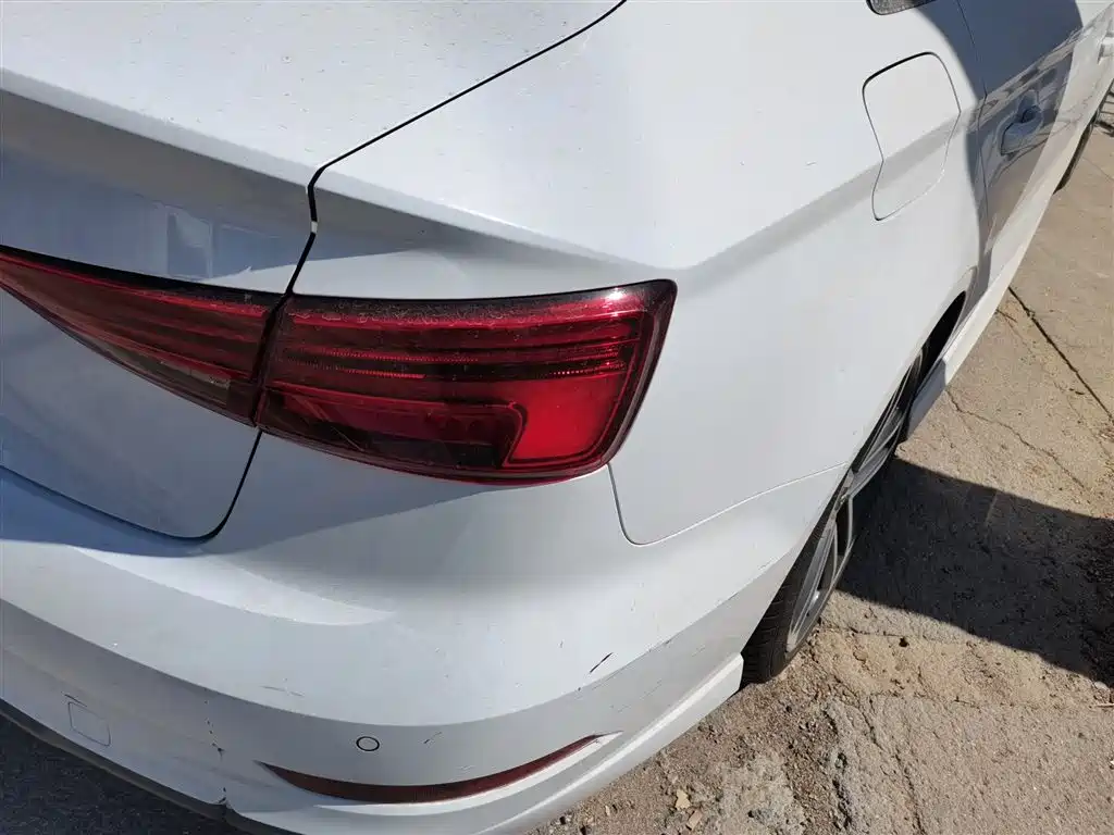 Audi A3 2019 Limousine 35 TFSI Fashion Type National VI купить на сайте DeffCars