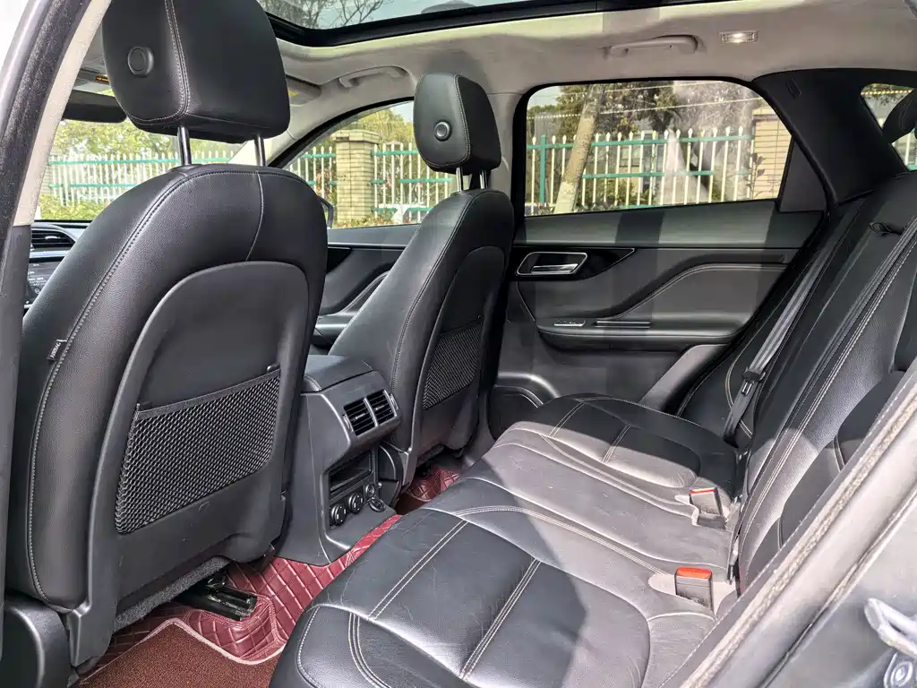 Jaguar F-PACE 2020 2.0T Urban Exclusive Edition купить на сайте DeffCars