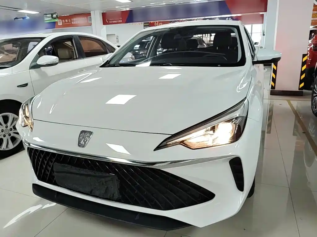 ROEWE i5 2023 1.5L Manual Comfort Edition купить на сайте DeffCars