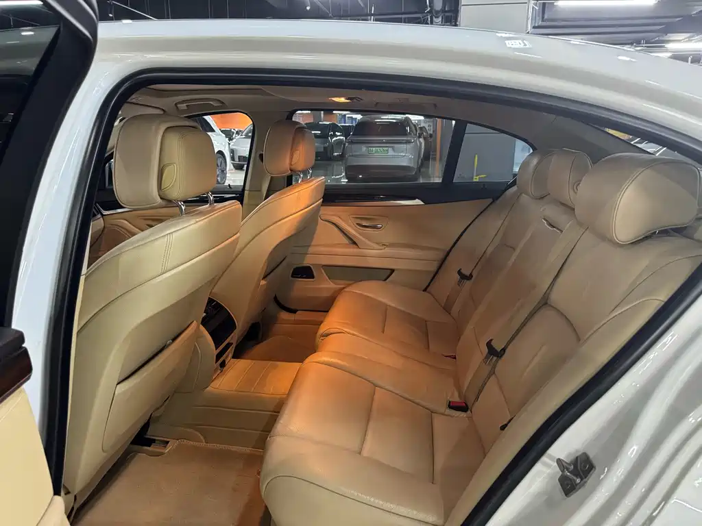 BMW 5 Series 2012 523Li Leading Model купить на сайте DeffCars