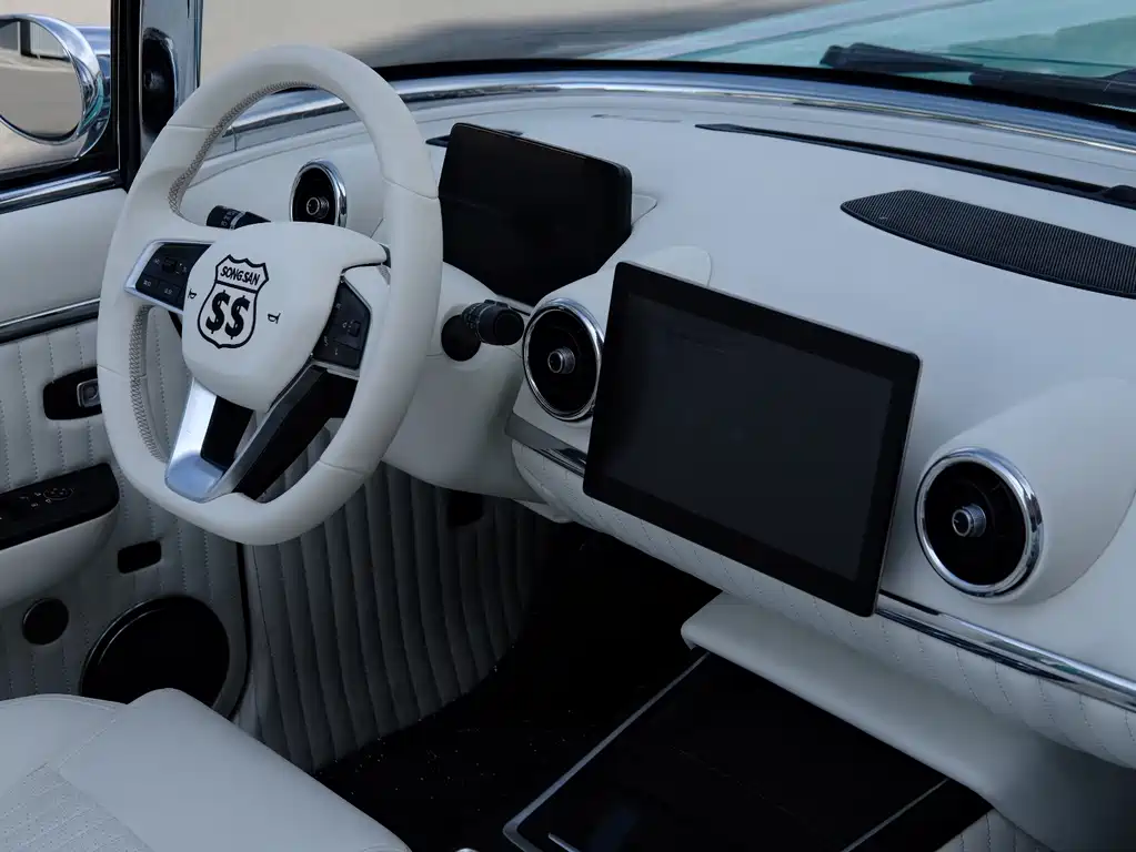 SS DOLPHIN 2021 1.5T plug-in hybrid standard model купить на сайте DeffCars