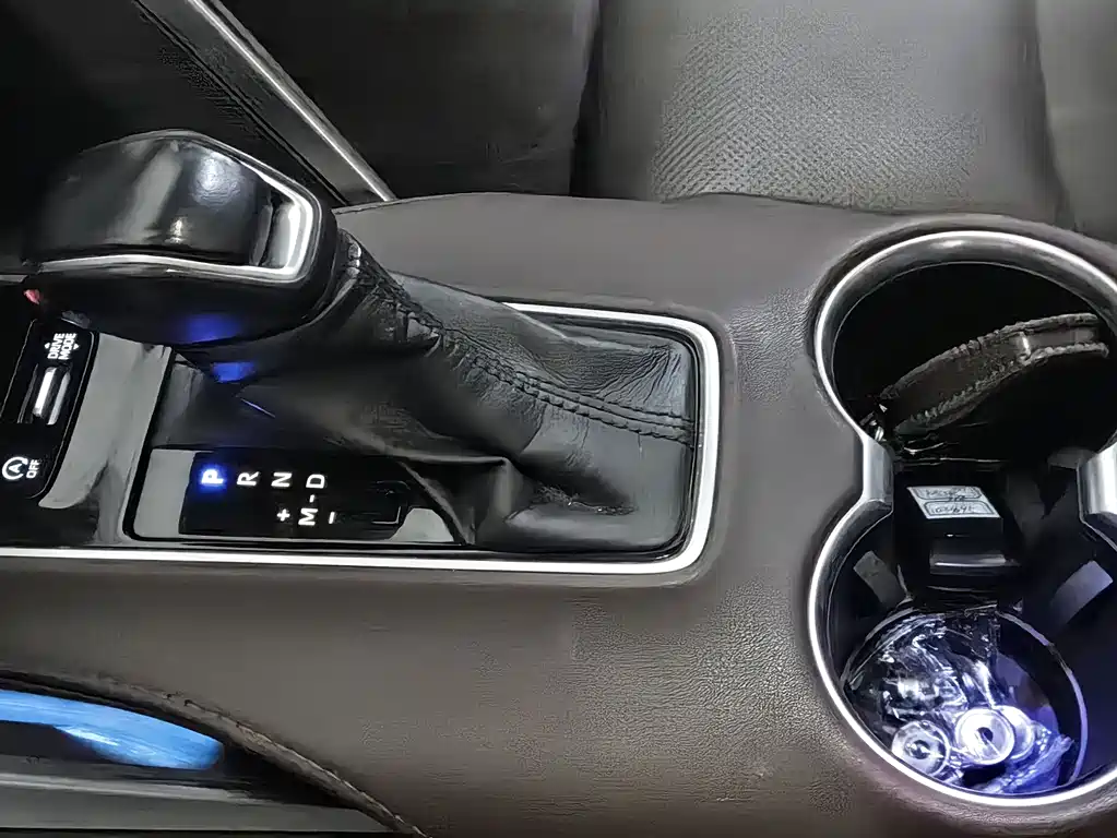 Lingfang HARRIER 2022 2.0L CVT two-wheel drive luxury version купить на сайте DeffCars