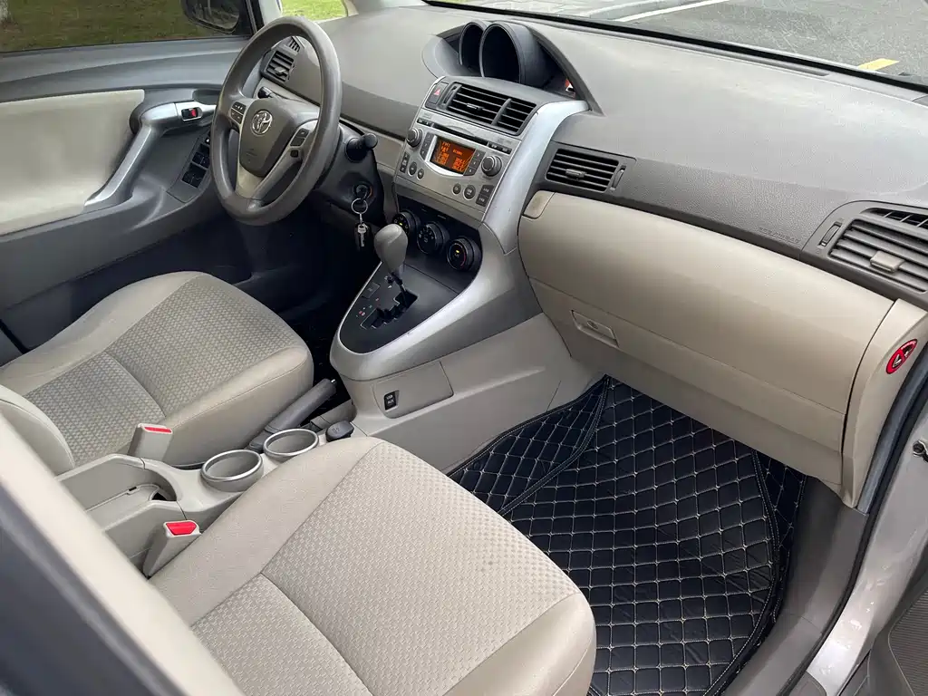 Yizhi 2012 180G CVT Comfort and Multifunctional Edition купить на сайте DeffCars