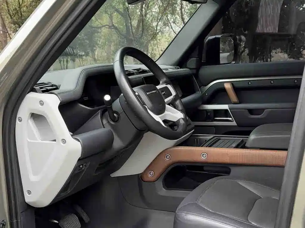 Land Rover Defender 2023 facelift 110 3.0T P400 X-DYNAMIC HSE купить на сайте DeffCars